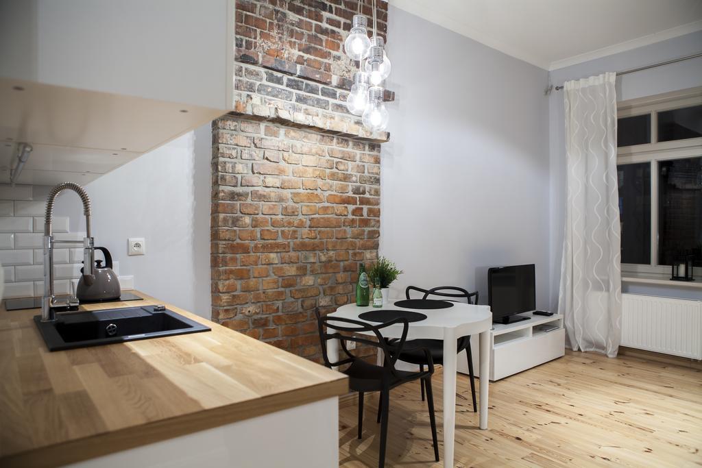 Homewell Apartments Pod Szczerbatym Познань Номер фото