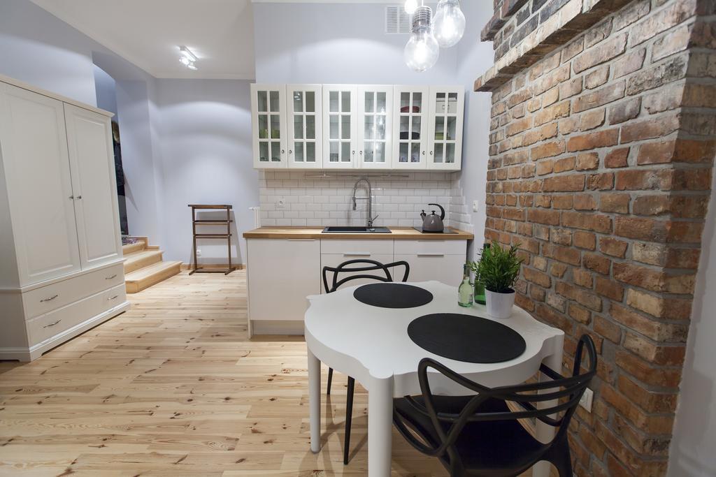 Homewell Apartments Pod Szczerbatym Познань Номер фото